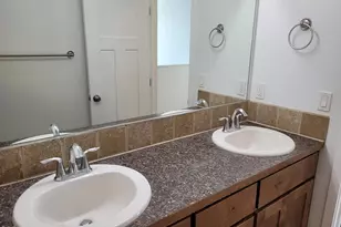 2470 Herrington Way, Medford, OR 97504 - Photo 22