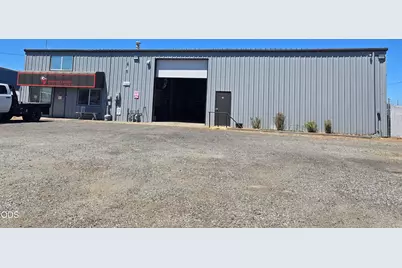 1343 E Justice Road, Medford, OR 97502 - Photo 1