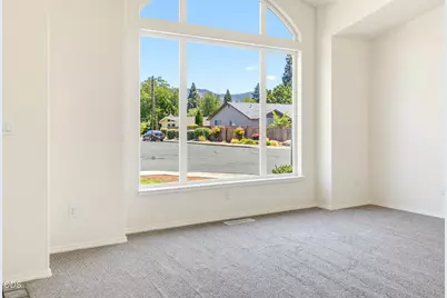 538 SW Leonard Street, Grants Pass, OR 97526 - Photo 6