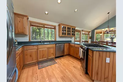 58103 Kinglet Road #33, Sunriver, OR 97707 - Photo 6