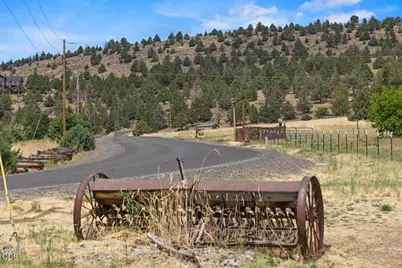 11453 Hill Road, Klamath Falls, OR 97603 - Photo 42