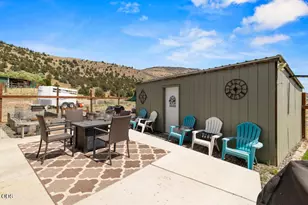 11453 Hill Rd, Klamath Falls, OR 97603 - Photo 58