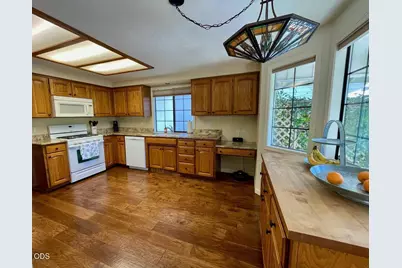 2446 Heritage Way, Medford, OR 97504 - Photo 20
