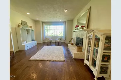 2446 Heritage Way, Medford, OR 97504 - Photo 12