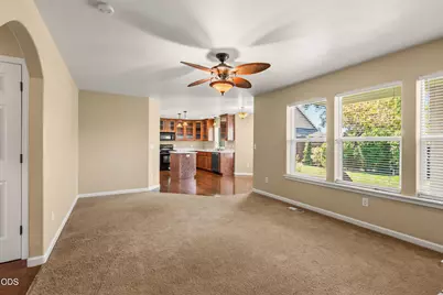 657 Spring Valley Drive, Medford, OR 97501 - Photo 16
