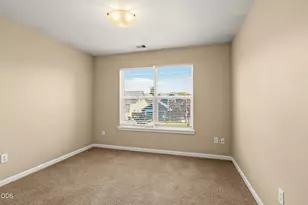 657 Spring Valley Dr, Medford, OR 97501 - Photo 32