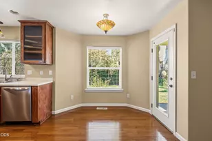 657 Spring Valley Dr, Medford, OR 97501 - Photo 12
