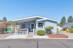1865 Tamarac Ln, Grants Pass, OR 97527 - Photo 38