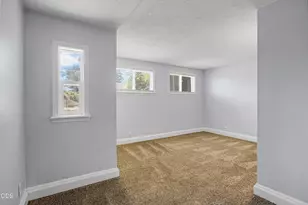 407 W Jackson St, Medford, OR 97501 - Photo 16