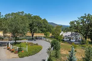 1361 Oxyoke Rd, Grants Pass, OR 97526 - Photo 2