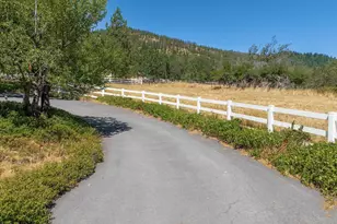 1361 Oxyoke Rd, Grants Pass, OR 97526 - Photo 40