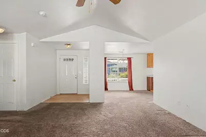 11 Devonwood Court, Eagle Point, OR 97524 - Photo 10