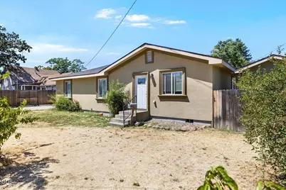 402 Boardman Street, Medford, OR 97501 - Photo 2