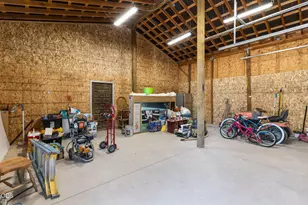17812 Old Wood Rd, Bend, OR 97707 - Photo 18