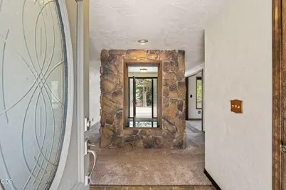 64699 McGrath Road, Bend, OR 97701 - Photo 2