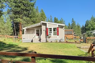 137127 Main St, Crescent, OR 97733 - Photo 2