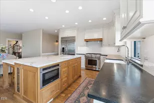 3042 NW Craftsman Dr, Bend, OR 97703 - Photo 10