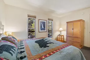 18575 SW Century Dr, Bend, OR 97702 - Photo 12