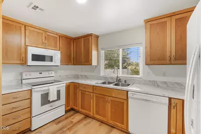 3634 Flint Street, Klamath Falls, OR 97601 - Photo 12
