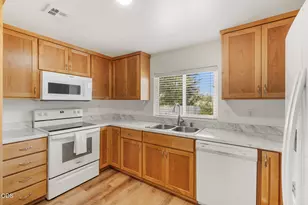 3634 Flint St, Klamath Falls, OR 97601 - Photo 12