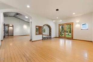 69175 Holmes Rd, Sisters, OR 97759 - Photo 8