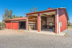 69175 Holmes Rd, Sisters, OR 97759 - Photo 28