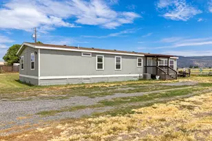 2806 Front St, Malin, OR 97632 - Photo 32