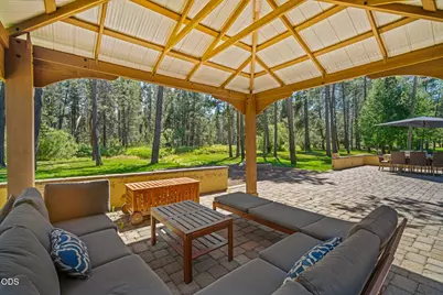 17075 Pasadena Road, Bend, OR 97707 - Photo 38