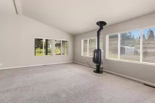 53160 Bridge Dr, La Pine, OR 97739 - Photo 10