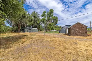 2740 Front St, Malin, OR 97632 - Photo 30