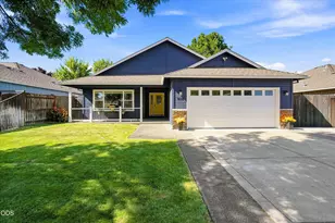 980 Willowdale Ave, Medford, OR 97501 - Photo 2