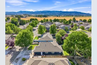 980 Willowdale Avenue, Medford, OR 97501 - Photo 46