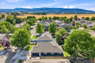 980 Willowdale Ave, Medford, OR 97501 - Photo 46