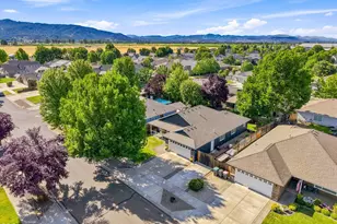 980 Willowdale Ave, Medford, OR 97501 - Photo 44