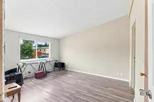 222 Meadow Ln, Eagle Point, OR 97524 - Photo 16