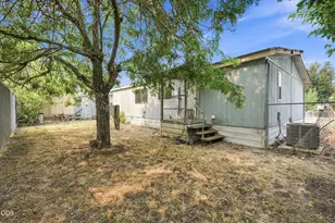 222 Meadow Ln, Eagle Point, OR 97524 - Photo 26