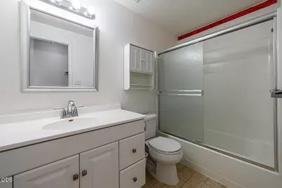 598 Laurel Street, Eagle Point, OR 97524 - Photo 12