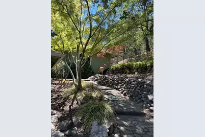 279 Alta Avenue, Ashland, OR 97520 - Photo 2
