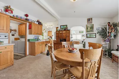 9561 Hwy-140, Eagle Point, OR 97524 - Photo 34