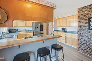 105 SE Barber Rd, Madras, OR 97741 - Photo 10