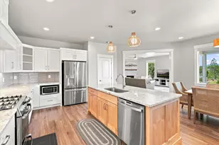 3117 Delorraine Dr, Medford, OR 97504 - Photo 14