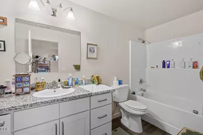 221 Dano Drive, Phoenix, OR 97535 - Photo 10