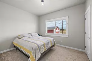 608 Nobility Dr, Medford, OR 97501 - Photo 20
