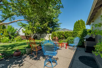 1829 Garden Drive, Medford, OR 97504 - Photo 22