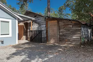 2524 Rockydale Rd, Cave Junction, OR 97523 - Photo 16