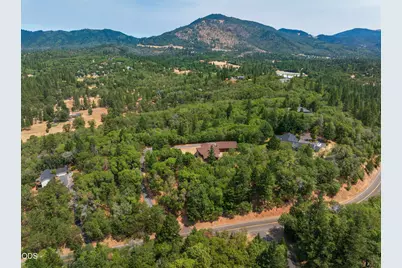 616 Mountain Paradise Drive, Grants Pass, OR 97526 - Photo 56
