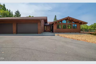 616 Mountain Paradise Drive, Grants Pass, OR 97526 - Photo 6