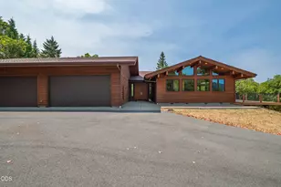 616 Mountain Paradise Dr, Grants Pass, OR 97526 - Photo 6