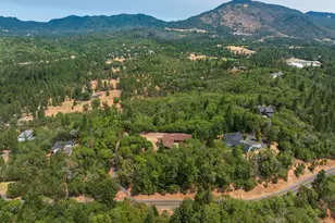 616 Mountain Paradise Dr, Grants Pass, OR 97526 - Photo 58