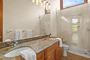 616 Mountain Paradise Dr, Grants Pass, OR 97526 - Photo 20
